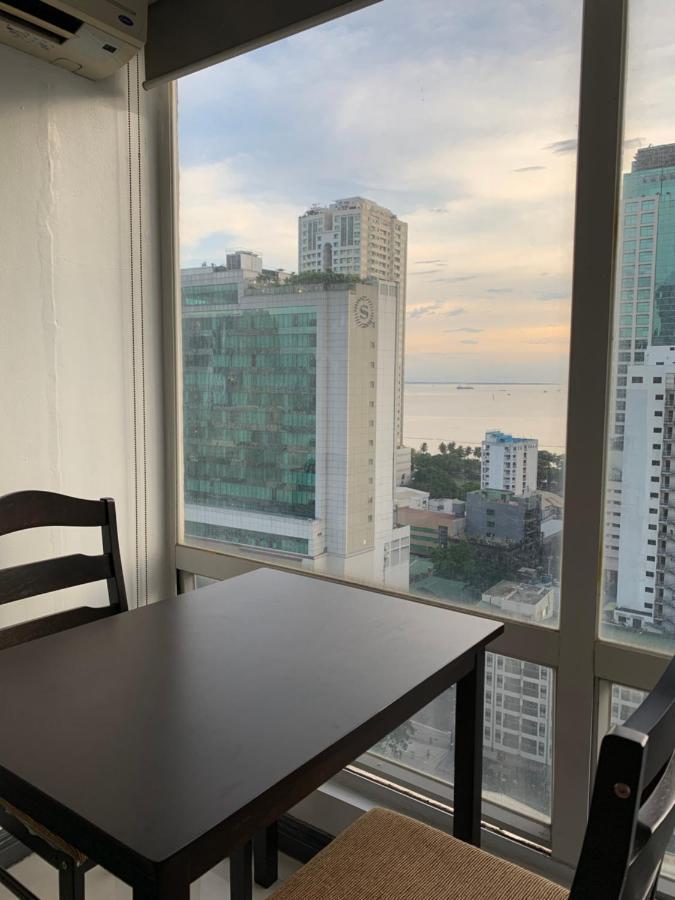 1 Bedroom With Balcony, Fully Furnished Overlooking Manila Bay At Birch Tower, Malate, Manila Esterno foto
